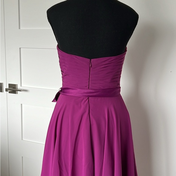 Beautiful flowy prom dress - Picture 4 of 6